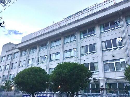 川崎市立南加瀬小学校まで662m ・思いやりがあり協力できる子　・進んで学びよく考える子　・何事にもくじけずにがんばる子　・地域で学び、地域で育つ子