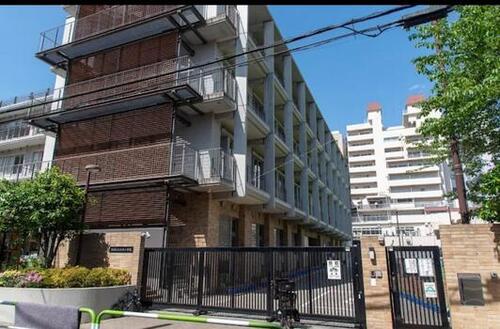 新宿区立四谷小学校まで712m ・自ら学び、よく考える子　・豊かな心をもち、思いやりのある子　・最後までやりぬく、たくましい子