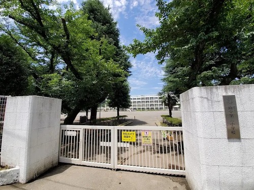 府中市立府中第三小学校