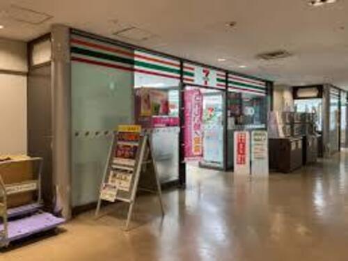 セブンイレブン三田国際ビル店まで355m 明日の笑顔を、共に創る。