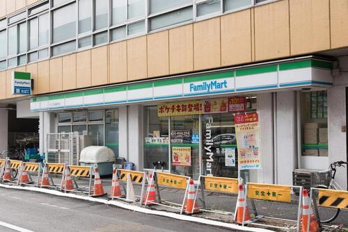 ファミリーマートサンズ田端新町店