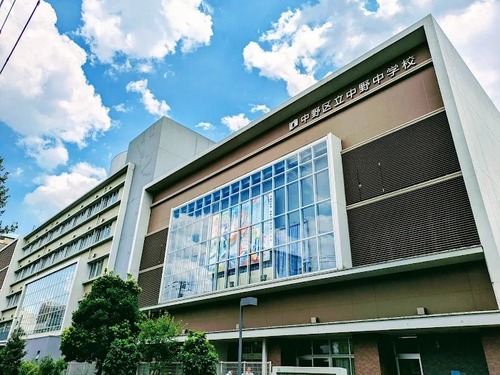 中野区立中野中学校