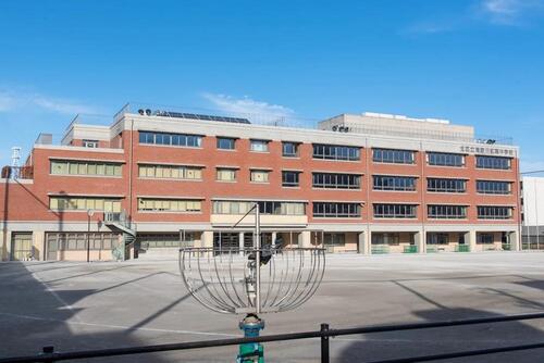 北区立滝野川紅葉中学校