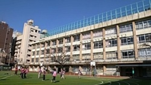 新宿区立戸塚第二小学校