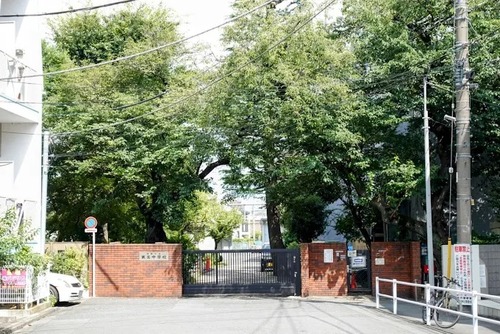 中野区立第五中学校