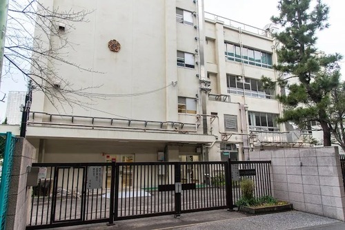 江東区立辰巳中学校