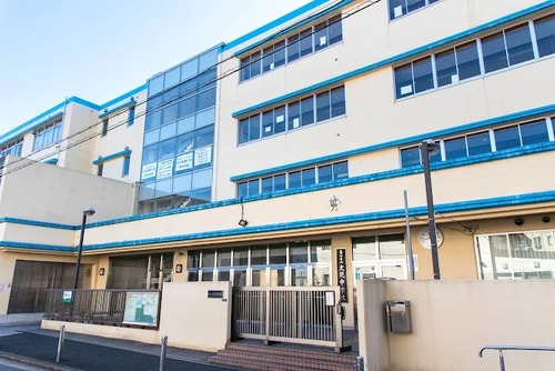 墨田区立文花中学校