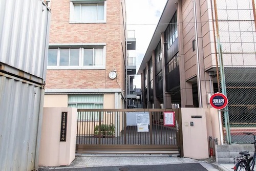 墨田区立吾嬬第二中学校