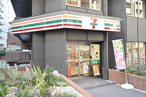 セブン-イレブン 新宿御苑前本通り店