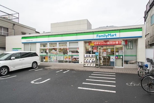 ファミリーマート 杉並成田東三丁目店