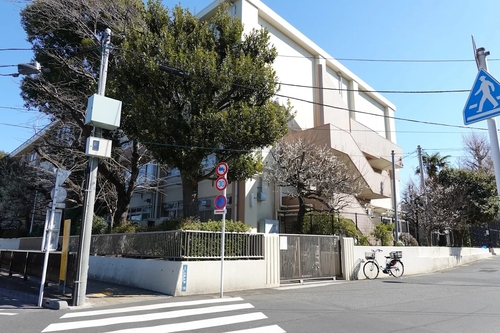 台東区立忍岡中学校