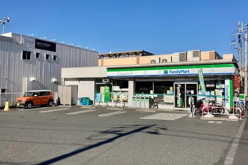 ファミリーマート 大田上池台四丁目店