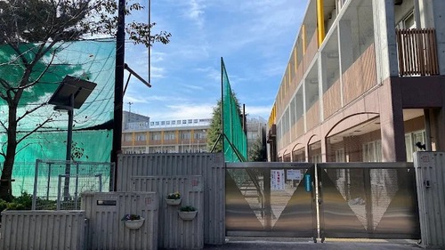 豊島区立西池袋中学校