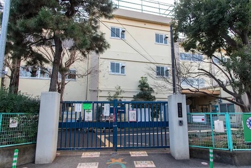 杉並区立永福小学校