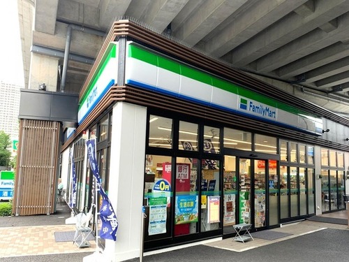 ファミリーマート 石神井公園店