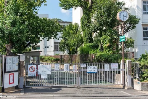 港区立赤羽小学校