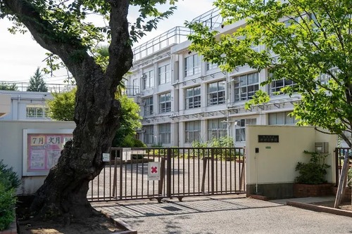 練馬区立中村小学校