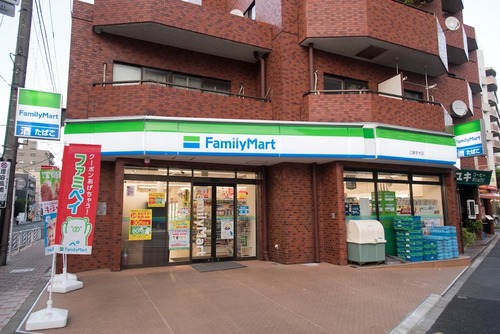 ファミリーマート 江東冬木店
