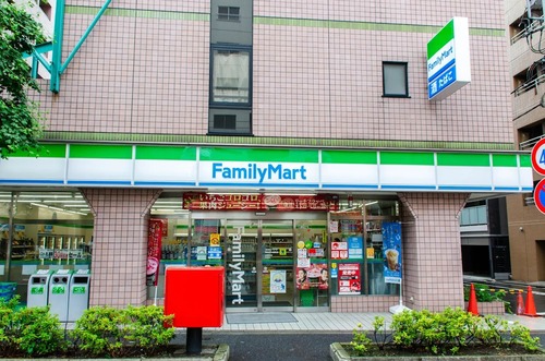 ファミリーマート 神田佐久間町店