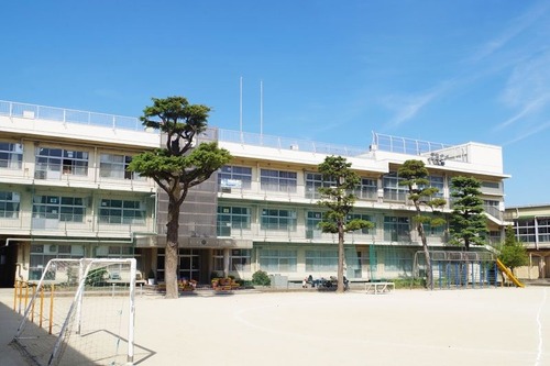 市川市立市川小学校