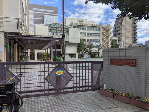 台東区立浅草中学校