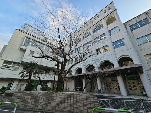 文京区立湯島小学校