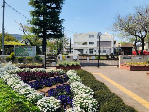 横浜市立綱島小学校