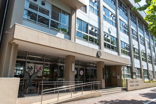 中央区立月島第一小学校