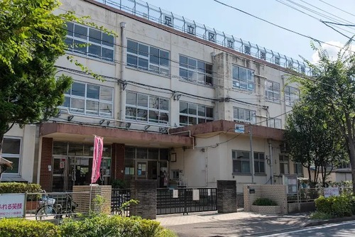 足立区立東渕江小学校