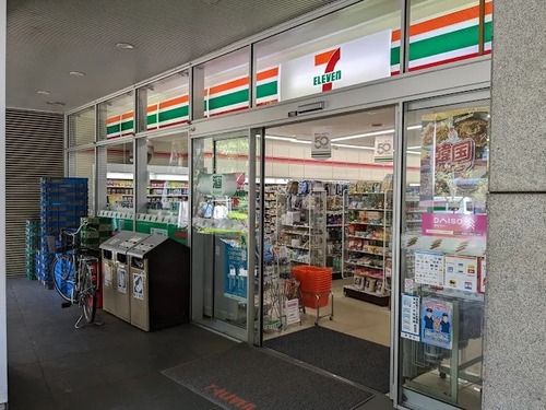 セブン-イレブン 十二社店