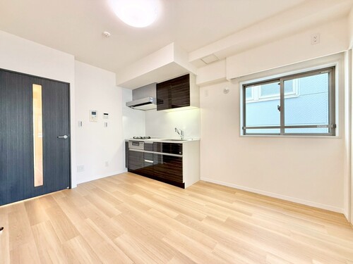 通風・採光に優れ、心地よい光と風が溢れています。