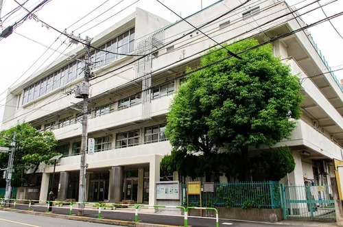文京区立金富小学校