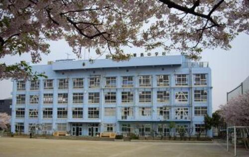 足立区立栗島中学校