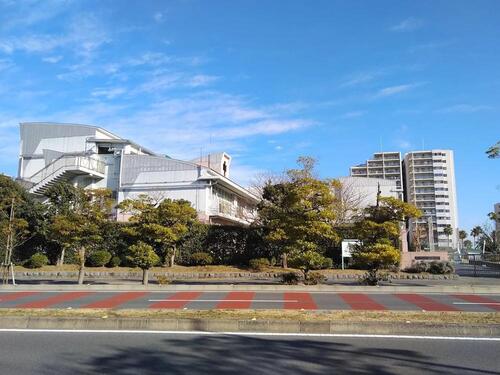 浦安市立日の出中学校