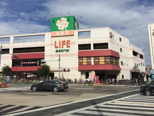 ライフ千川駅前店