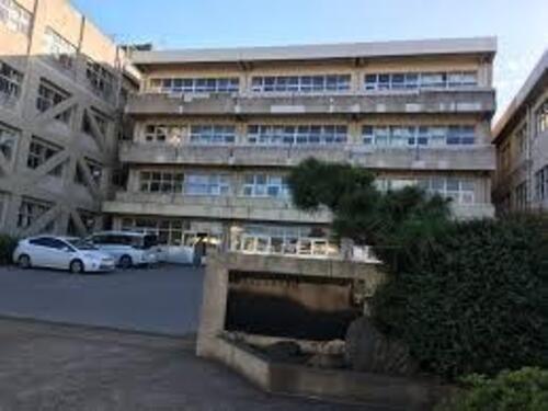 松戸市立六実中学校