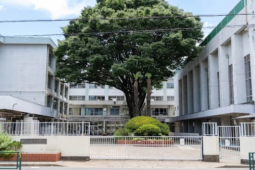 練馬区立関中学校