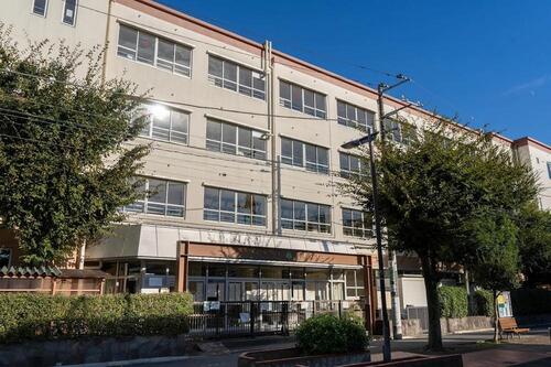 葛飾区立青葉中学校