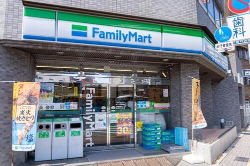 ファミリーマート新江古田駅前店