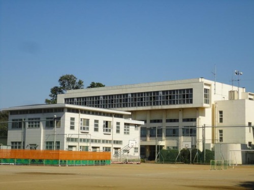 川口市立安行中学校