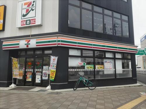 セブンイレブン三郷駅北口店