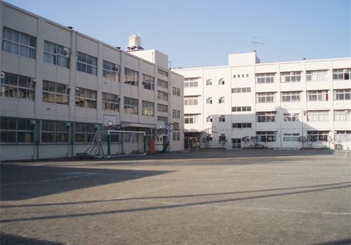 草加市立新田中学校