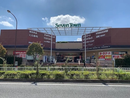 ヨークフーズwithザ・ガーデン自由が丘小豆沢店