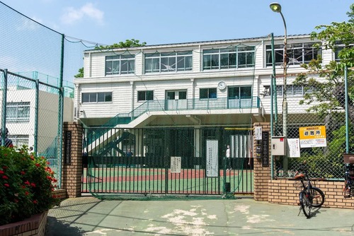 新宿区立落合第四小学校