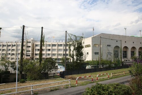 葛飾区立中川中学校