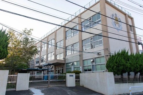 足立区立鹿浜第一小学校