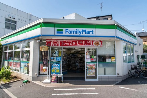 ファミリーマート新宿西落合三丁目店