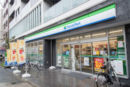 ファミリーマート中野弥生町本郷通り店