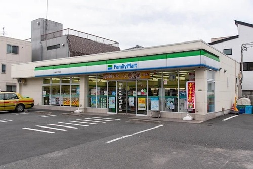 ファミリーマート西新井二丁目店