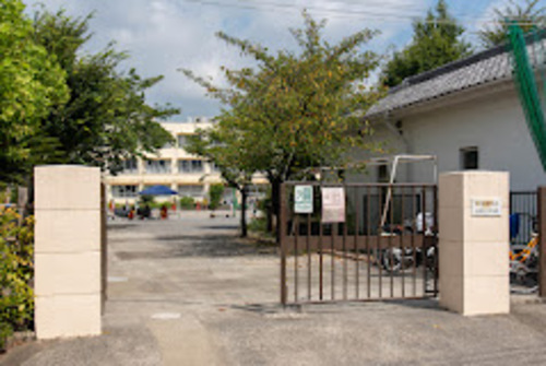 葛飾区立水元小学校
